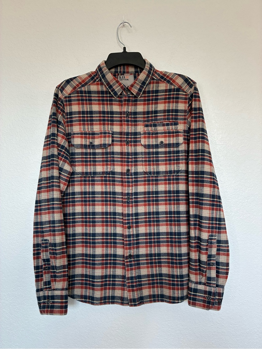 5.11 Tactical Plaid Flannel Button Up Shirt Utility Pockets Men’s Small